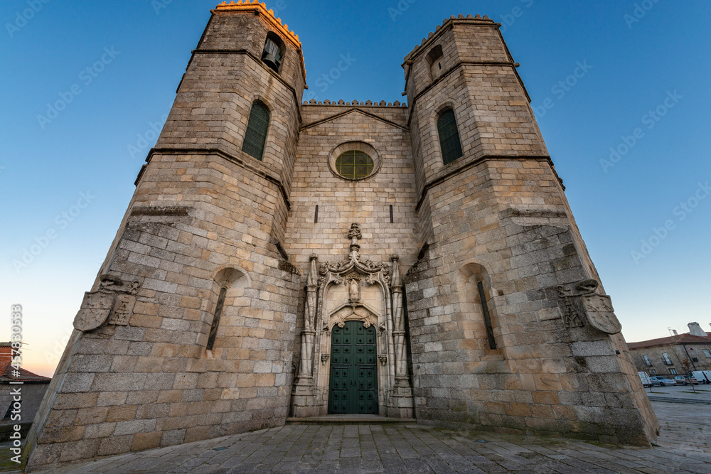 View of the Manueline Style main entrance of the Guarda Cathedral (Se da Guarda) in the city of Guarda, Portugal.