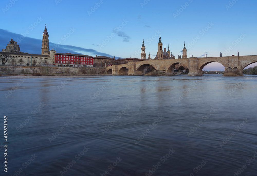 Obraz premium church zaragoza