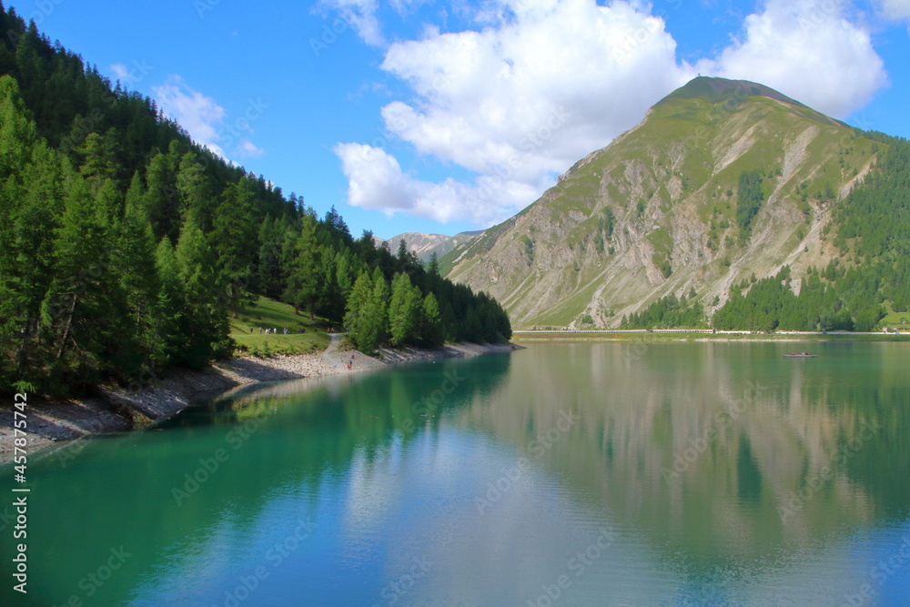 Lago di Livigno, Lake of Livigno Lago di Livigno, Lake of Livigno