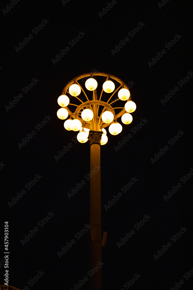 Obraz premium lamp in the night