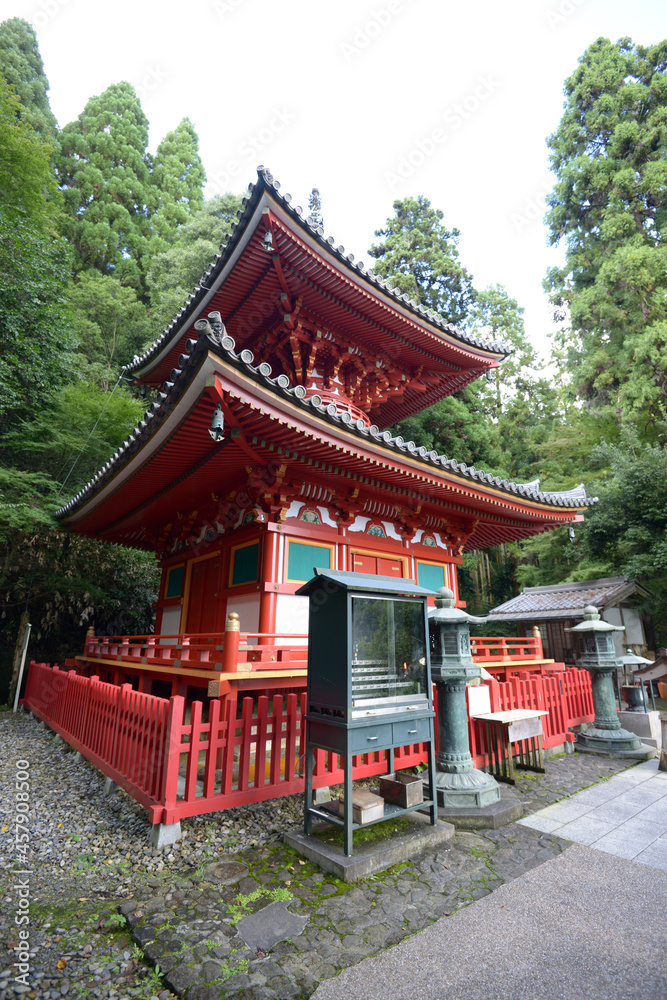 宝山寺　多宝塔　奈良県生駒市