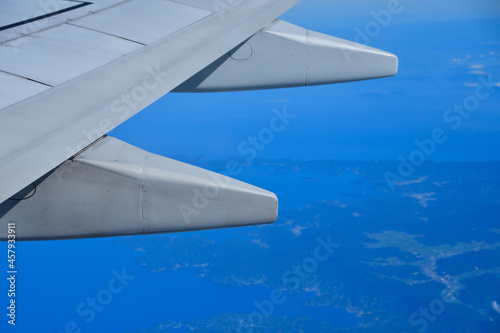 機上からの風景を撮影