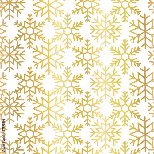 Golden snowflakes seamless vector pattern on white background. Faux shiny gold foil metallic snowflake pattern repeat. Elegant Christmas wrapping paper, gift wrap, gift bag, holiday card, invitation