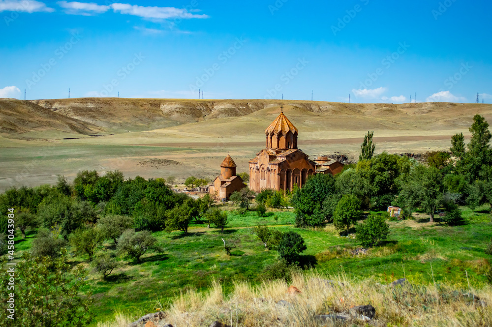 Φωτογραφία Medieval Armenian monastery of Marmashen in Shirak province of Armenia