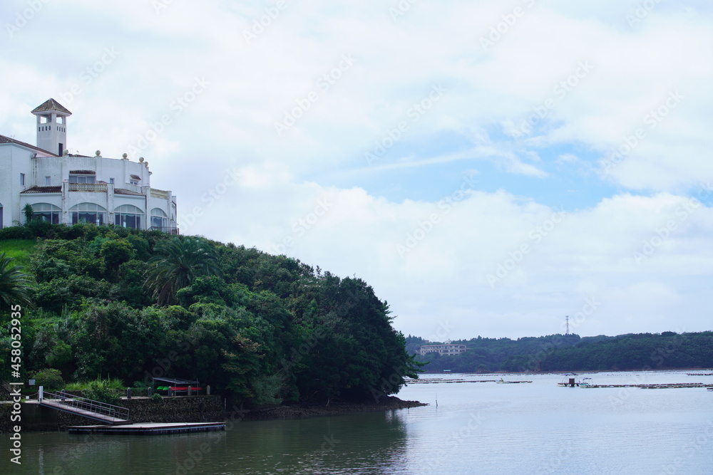 Fototapeta premium 旅館から見える海の景色
