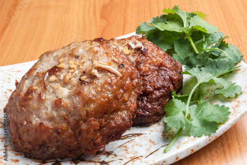Fried minced pork with garlic pepper