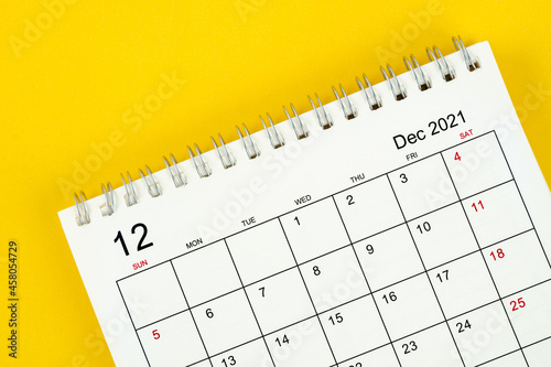 December month, Calendar desk 2021 for organizer to planning and reminder on yellow background © Southtownboy Studio
