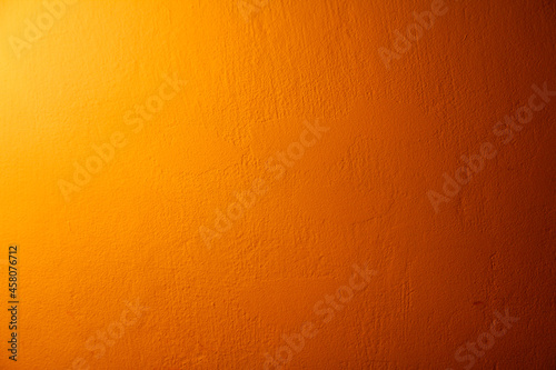 pomarańczowa ściana © WGBN