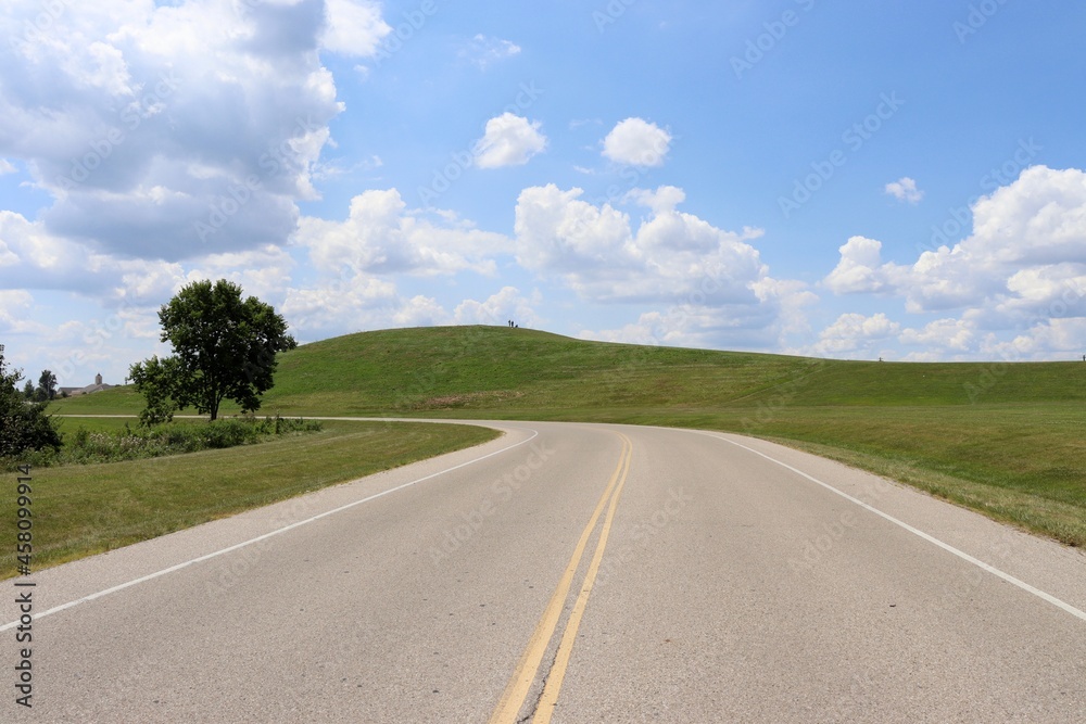 Fototapeta premium The empty road in the country on a sunny day.