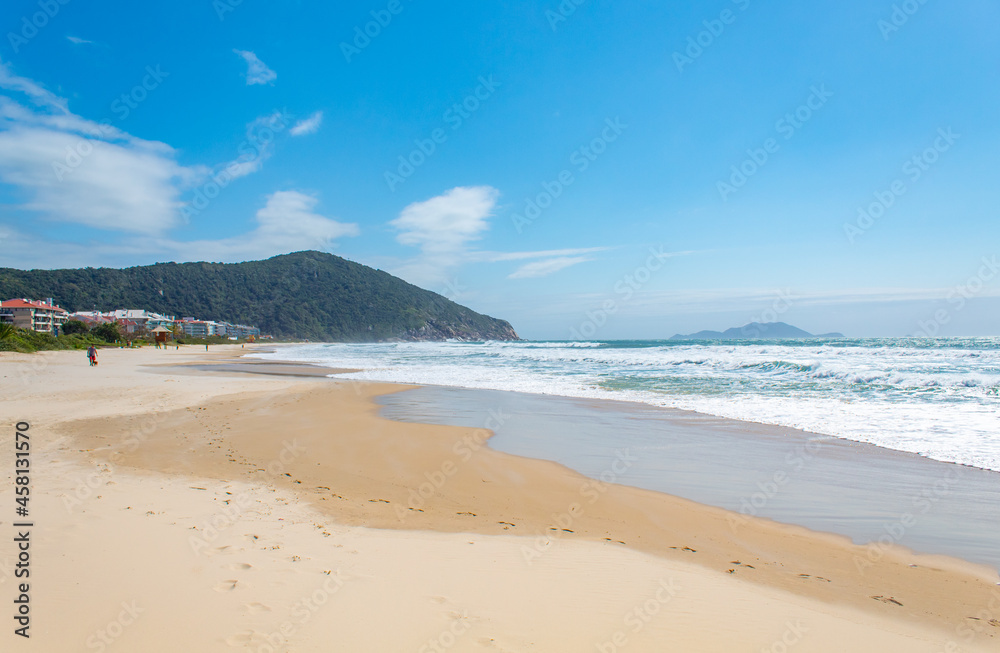 céu azul na Praia Brava Florianopolis Santa Catarina Brasil Florianópolis