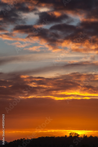 Allassac (Corrèze, France) - Coucher de soleil nuageux  © PhilippeGraillePhoto