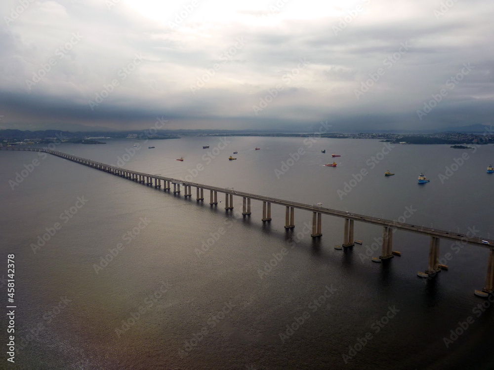 Naklejka premium Aerial view of Ponte Rio-Niteroi bridge (Ponte Presidente Costa e Silva)