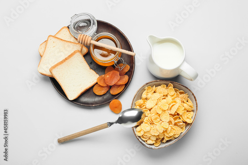 Healthy breakfast with corn...