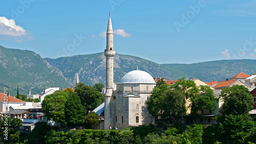 Mostar landscape, with mosque and river- Bosnie Herzegovine