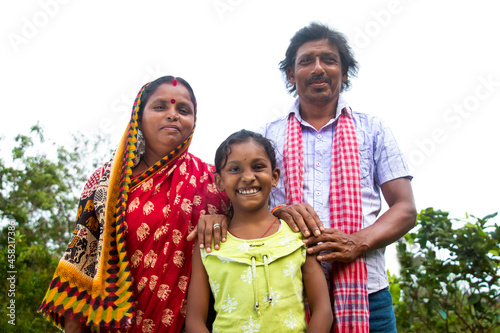 Slika na platnu 3 indian Rural farmer Parents and daughter standing