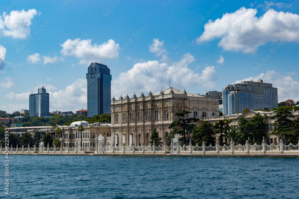 Obraz premium Dolmabahce Palace in Istanbul, Turkey