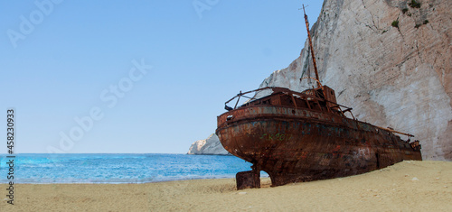 Billede på lærred Zakynthos  island Navagio beach and rusty ship wrack