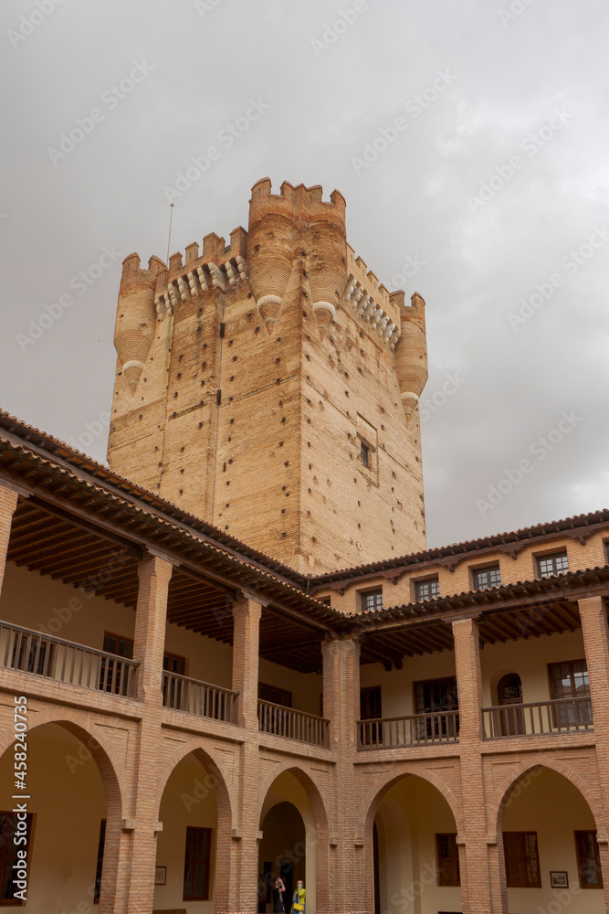 castillo de la Mota en el municipio de Medina del Campo, España