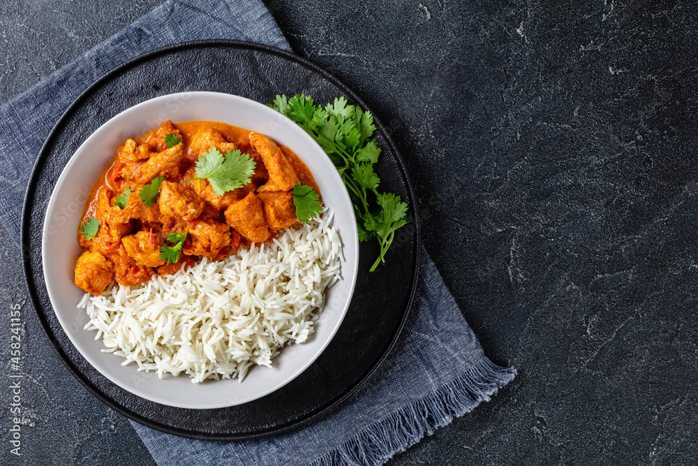butter chicken, curry of spicy chicken with rice - obrazy, fototapety, plakaty 