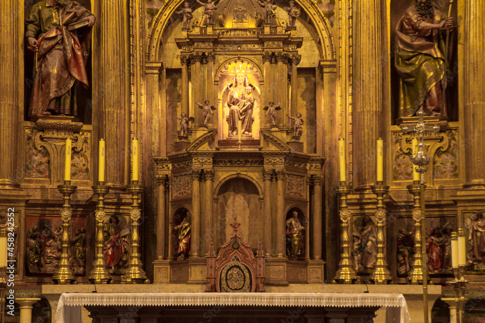 Catedral Vieja y Catedral Nueva o de Santa Maria en el pueblo de Plasencia, provincia de Caceres, comunidad autonoma de Extremadura, pais de España o Spain