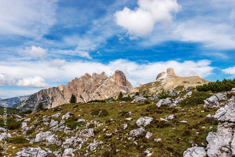 Sesto Dolomites seen from Tre Cime di Lavaredo, mountain peak of Monte Rudo or Rautkofel, Croda dei Rondoi or Schwalbenkofel (Rondoi-Baranci), Torre dei Scarperi or Schwabenalpenkopf, Trentino, Italy