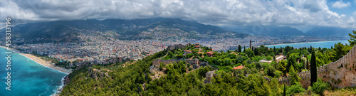 Fragments of the fortifications of a medieval fortress on a hill above the Turkish city of Alanya © Max Zolotukhin