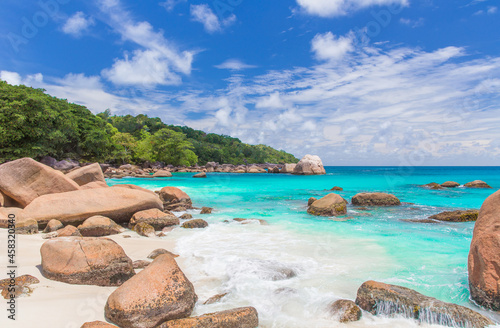 The beautiful Anse Lazio beach on Praslin island, Seychelles. © Ирина Васильева