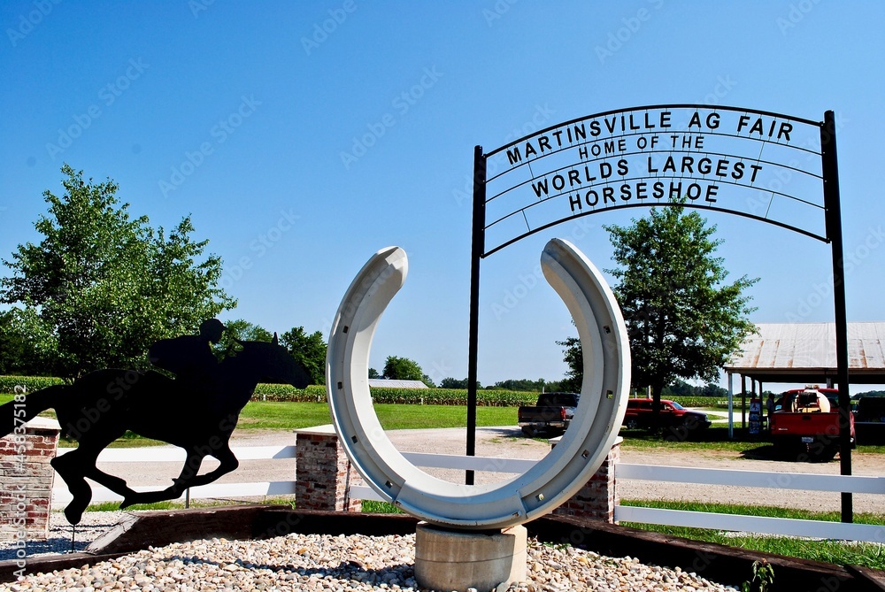Martinsville, Illinois World’s largest horseshoe in front of