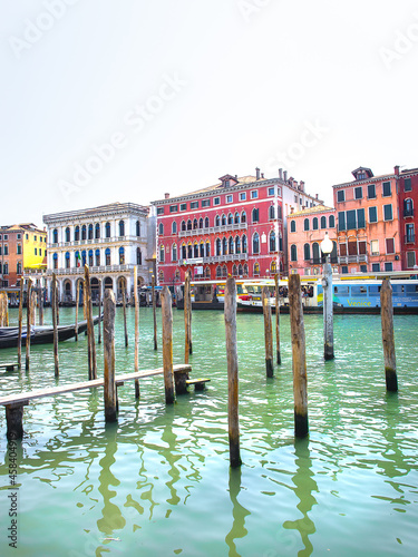 Venice Italy, Gondola Port, Italy, Venice Canal, Red House, Orange House, Vacation Italy, Venice Tourism, Travel, Boat, Europe, Summer, Venetian, Venezia, Harbour, Port, Tourist, Turquoise Water © Leon