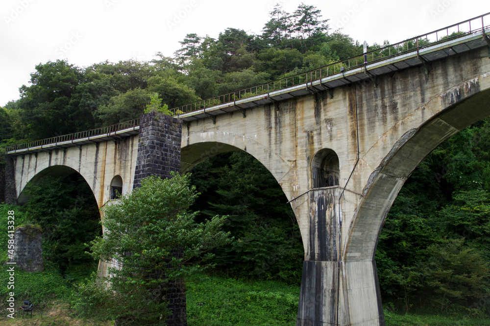 Fototapeta premium 産業遺産にも選定されているアーチ橋