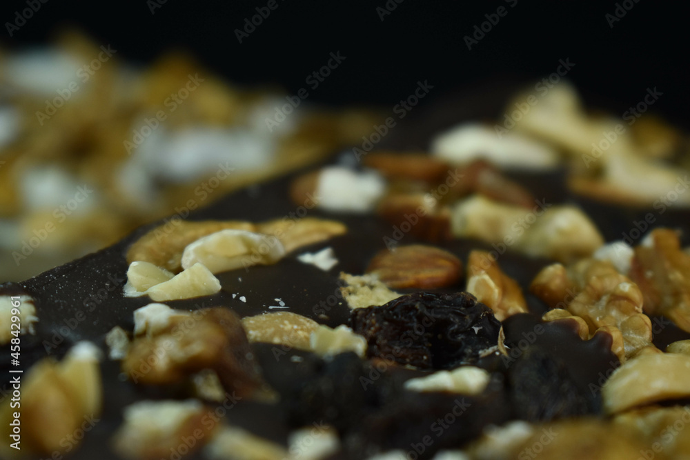 alfajores con dulce de leche y choclates, bombones alfajores con dulce de leche y choclates, bombones