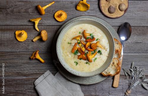 Cream soup with mushrooms chanterelles. Healthy eating. Vegetarian food.