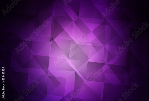 Dark Purple vector shining triangular background.