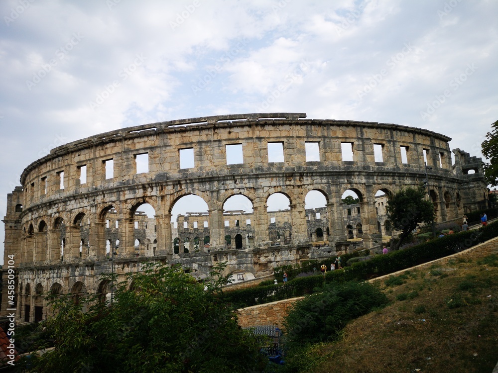 Pula Kroatien Altstadt, Sehenswürdigkeiten und Strände