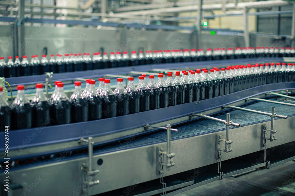Fototapeta premium Beverage factory interior. Conveyor.