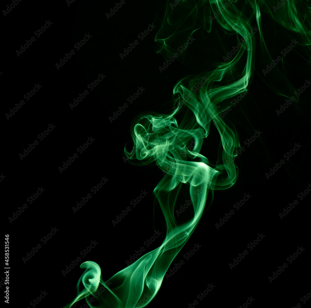 Obraz premium green smoke on black background