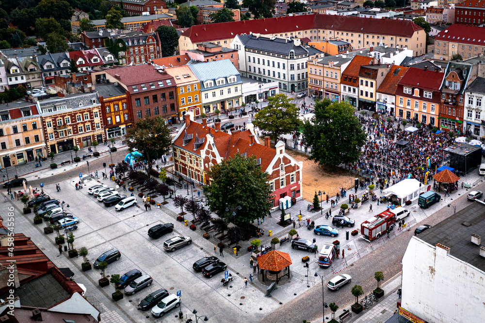 Stary rynek w Starogardzie Gdańśkim - obrazy, fototapety, plakaty 