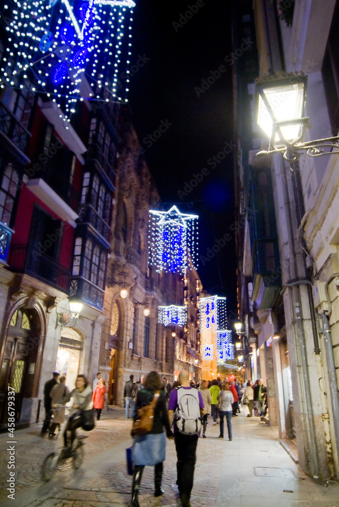 Alumbrado navideño en el Casco Viejo de Bilbao