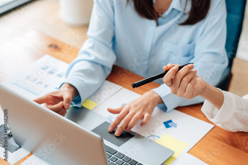 Wallpaper Mural Business Consulting meeting working and brainstorming new business project finance investment concept. Torontodigital.ca