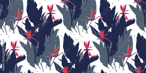 Seamless horizontal pattern with strelitzia flowers and leaves. Floral print with bird of paradise or crane flower. Texture with plants for fabric, web banner, poster. Silhouettes of tropical foliage.