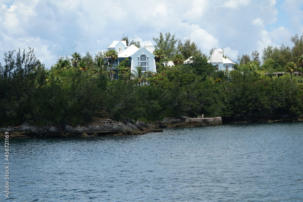 Tropical coastal scence from the waterside, Great Sound, Bermuda
Tropical coastal scence from the waterside, Great Sound, Bermuda