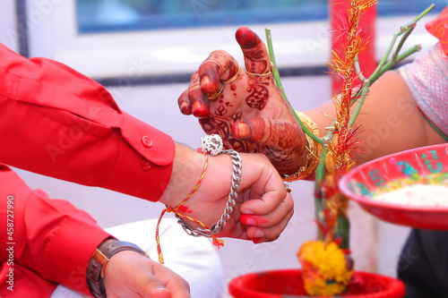 indian wedding full story with bridal and groom start to end with fashion & tasty food, jewelry & decoration saptapadi samayu javtal ganesh Puja beautiful background all wedding rituals sindur