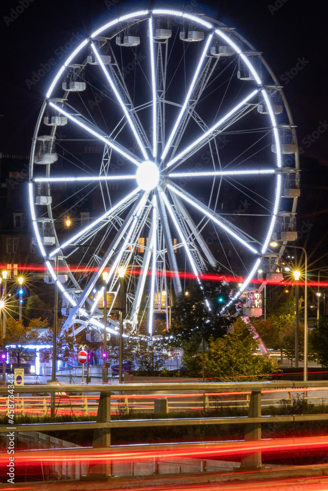 ferris wheel in the night