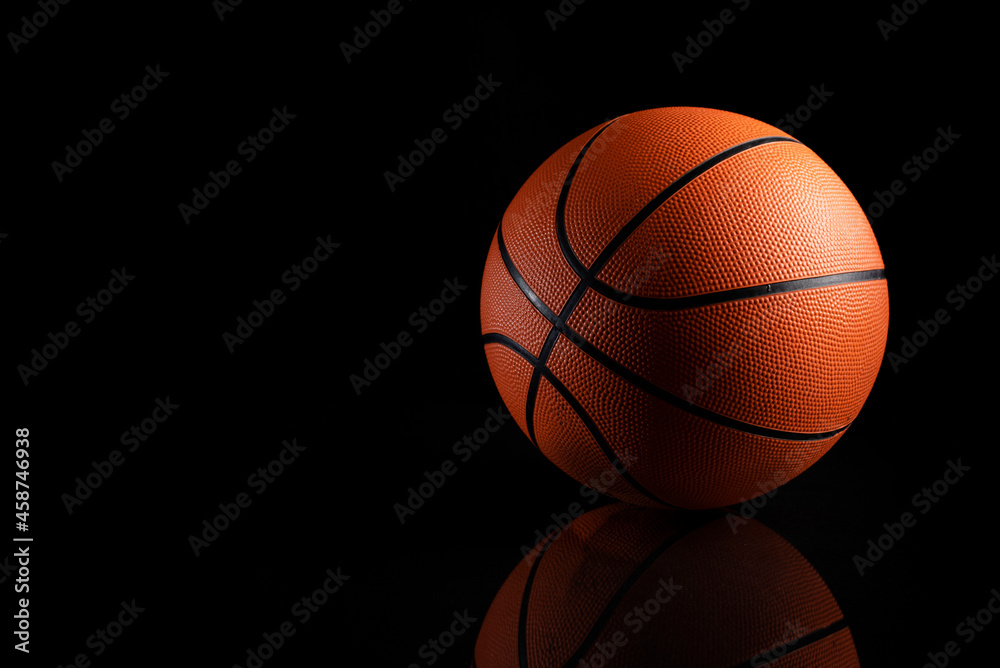 Basketball auf schwarz, Ballsport, Orange, Schulsport, 