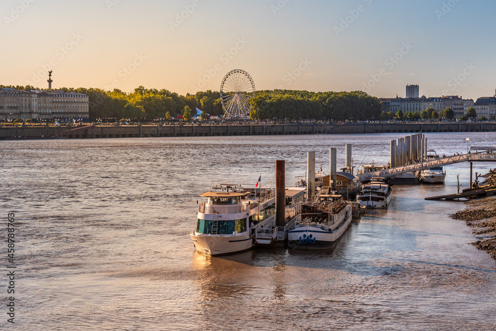 Cityscape of Bordeaux (France)