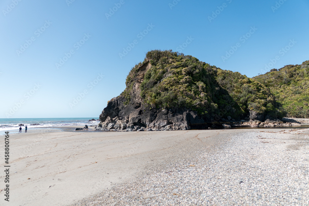 Obraz premium Ship Creek, Haast, West Coast, Tauparikaka Marine Reserve,New Zealand