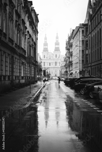 Ulica w deszczu