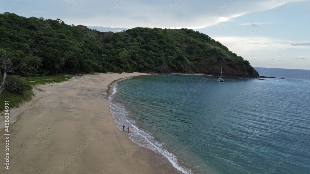 Fototapeta premium Two people lost on an island