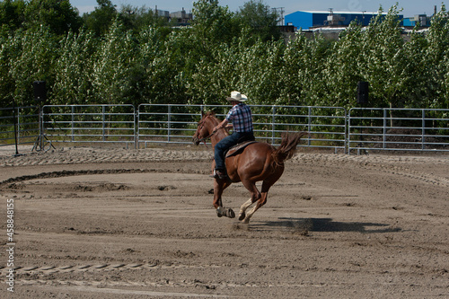 Rouyn-Noranda Rodeo - Relay Race & Horse Shooting Competition