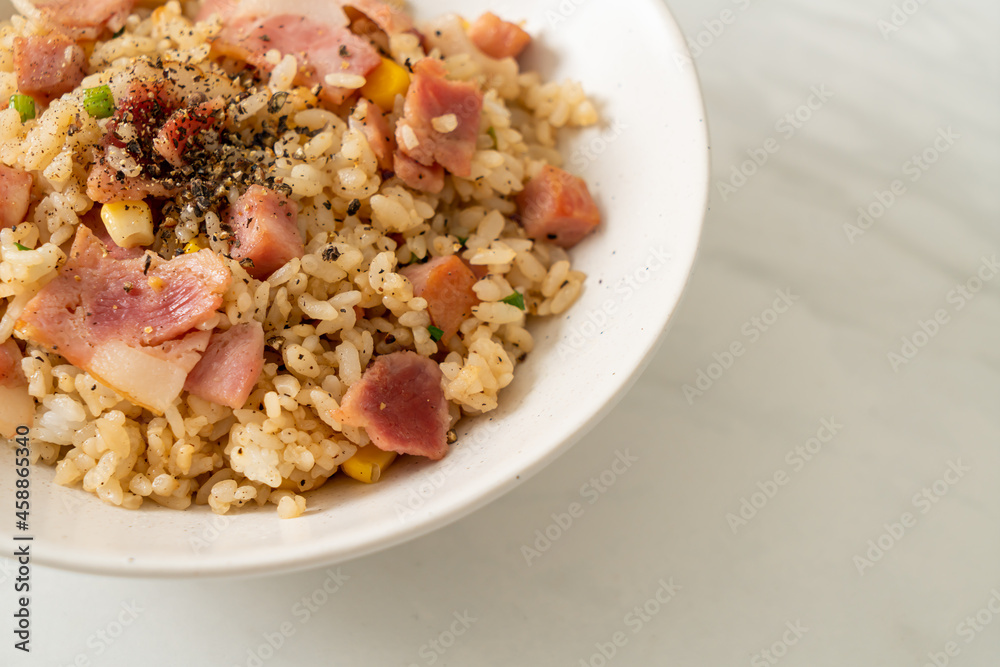 fried rice with bacon ham and black peppers fried rice with bacon ham and black peppers
